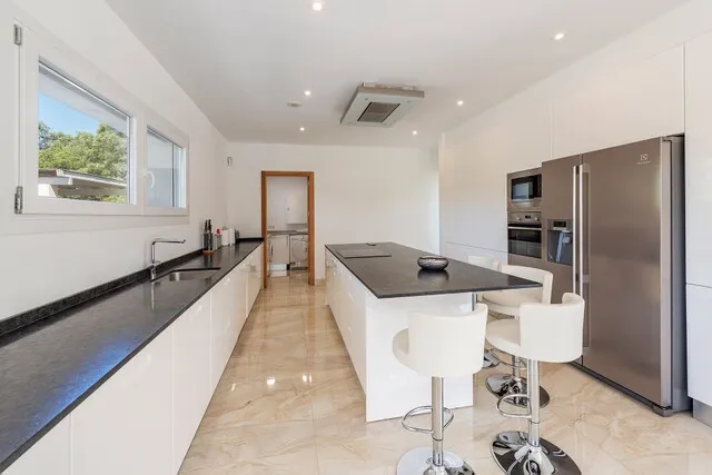 Beautiful villa for sale in the perfect setting near Pollensa, Mallorca — photo 8