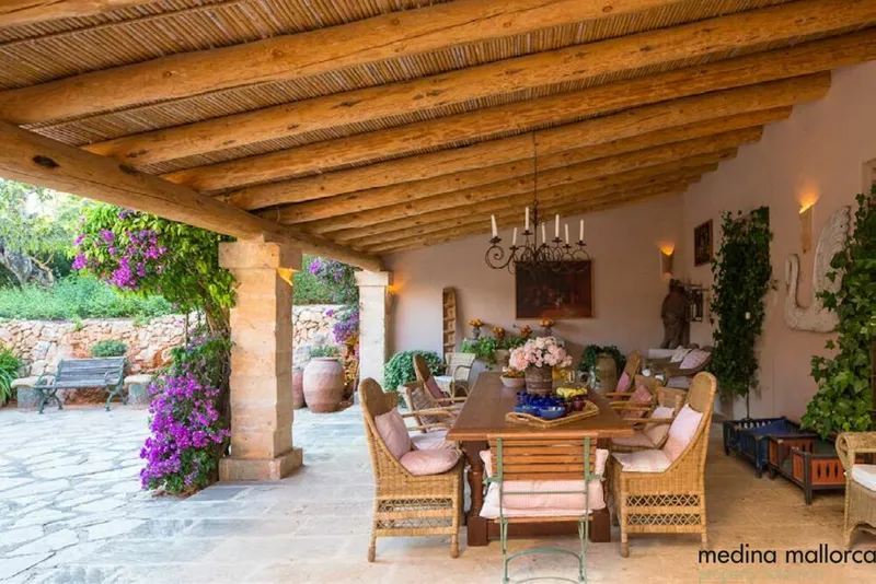Beautiful finca with several buildings in Manacor — photo 3