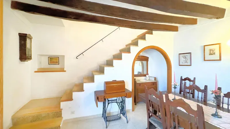 Central house for renovation in Pollensa — photo 9