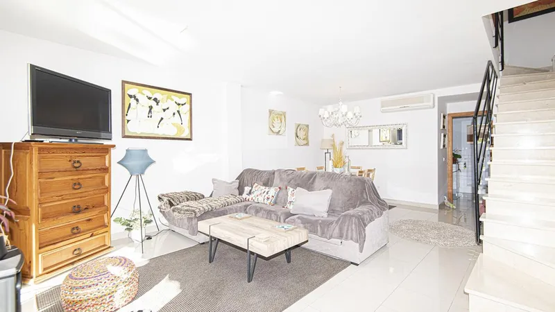 Puerto Pollenca For Sale Townhouse with 3 Bedrooms, 2 Bathrooms, Garden, Parking and Communal Swimming Pool — photo 5
