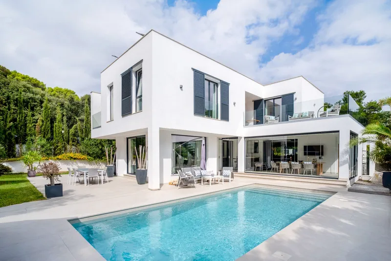 Excellent equipped villa in Crestatx with pool — photo 1