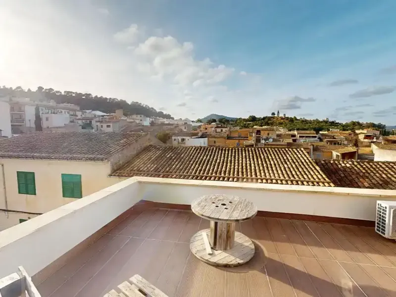Exclusiva casa de pueblo con piscina, garaje y amplias terrazas en el casco antiguo de Son Servera — photo 3