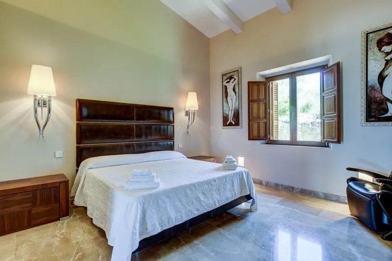 Outstanding manor house, offering best comfort for holiday rental, luxury and magnificent views! — photo 9