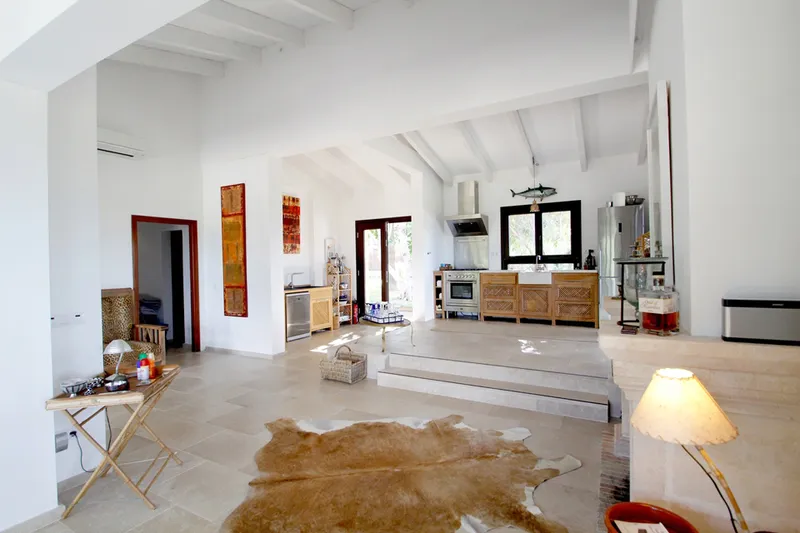 Charming and beautiful country house with 4 bedrooms, pool, garden, sea view in Alcudia — photo 5