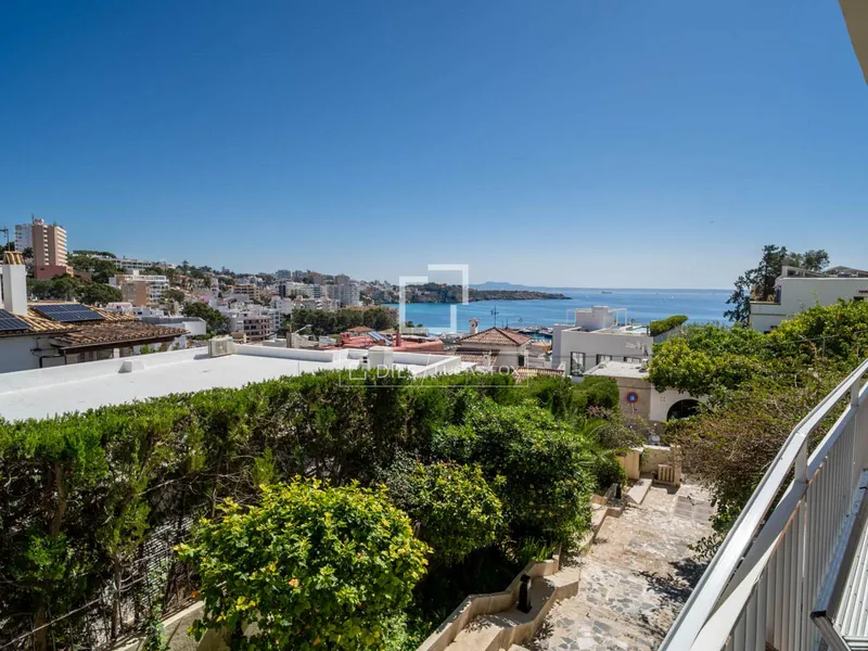 117m² apartment with 43m² terrace for sale in Palma de Mallorca — photo 2