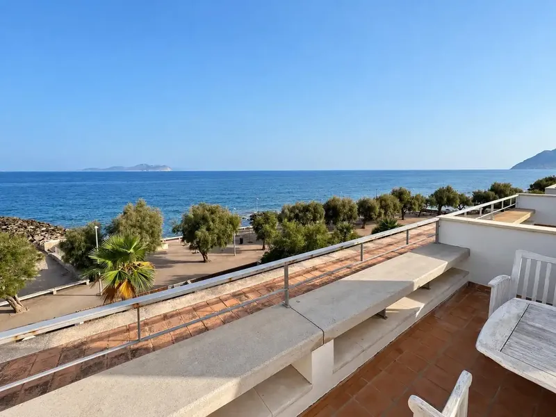 Beachfront apartment with two terraces and parking in Colònia de Sant Pere (Artà, Mallorca) — photo 2
