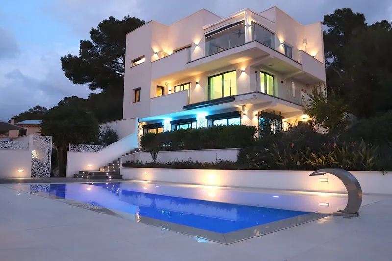 Modern Villa with Seaview for Sale in Portals Nous — photo 2