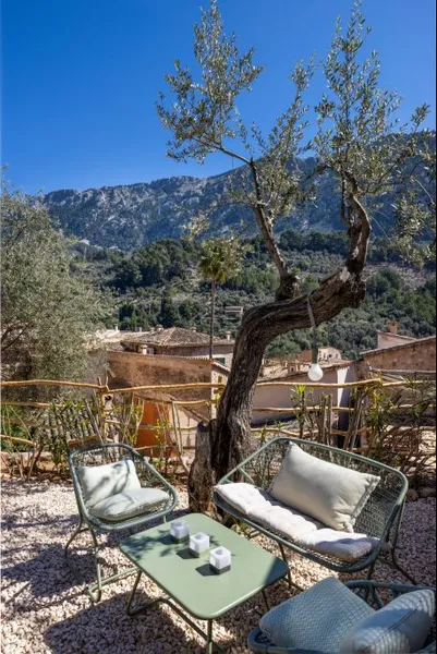 Authentic stone house with pool and open views over the heart of Fornalutx — photo 5