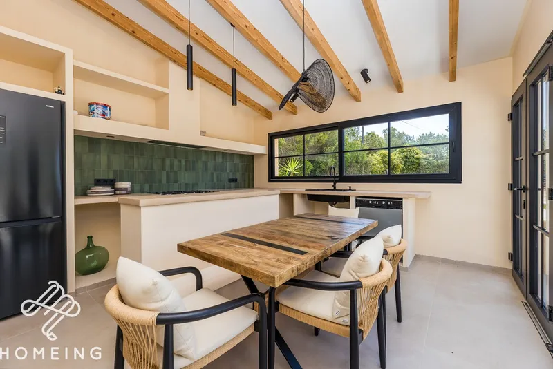 Finca rustica con casa recién reformada con estilo moderno y con piscina — photo 8