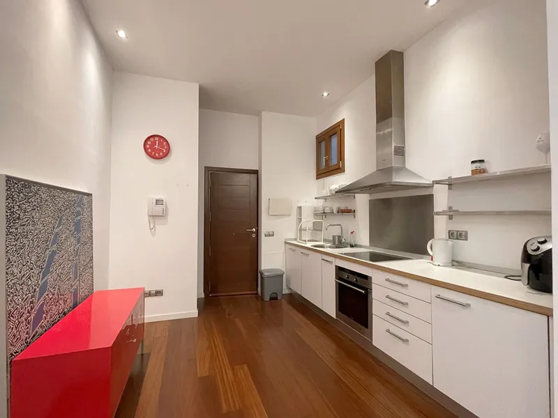 Apartment with private patio, one bedroom, New Courthouse area, Palma Old Town — photo 5
