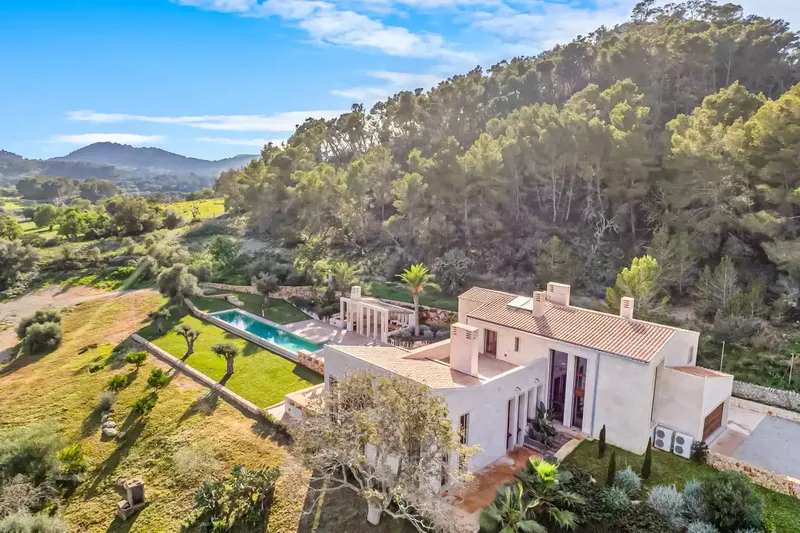 Dream finca in Es Carritxó: luxury meets minimalism and rustic elegance — photo 3