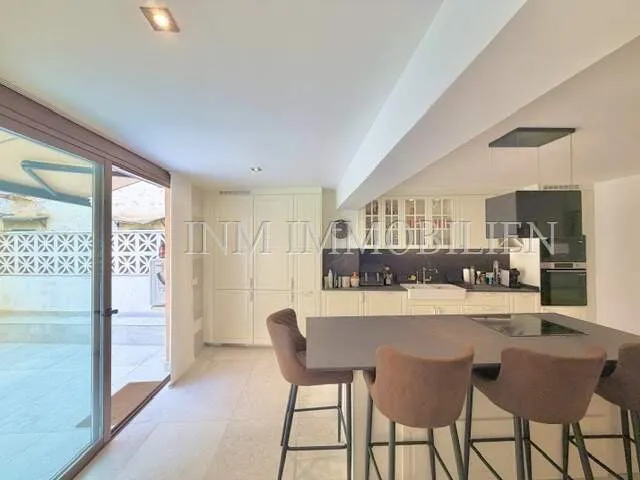 Furnished 110m² apartment with 4 rooms and terrace for rent — photo 6