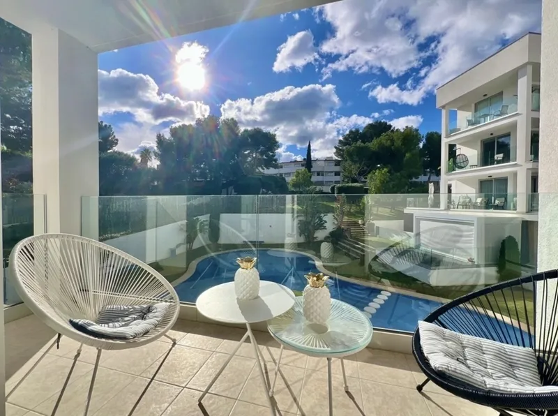 Modern 4 bedroom apartment in Palmanova - 3 minutes walk to the... — photo 2