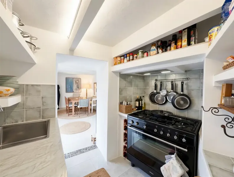 Elegant townhouse with character in Es Llombards — photo 11