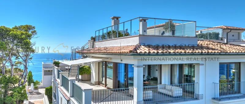 New built penthouse in exclusive community on La Mola — photo 2