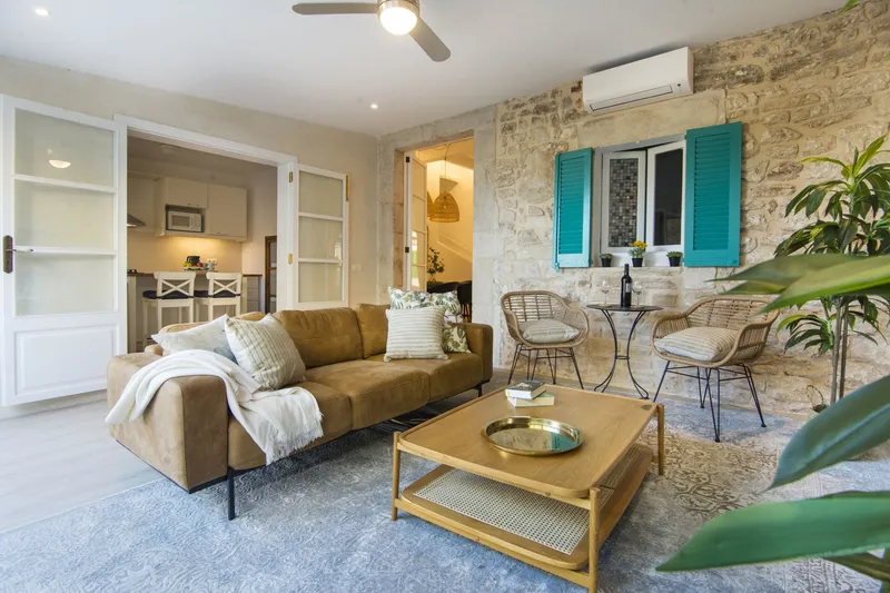 Townhouse with holiday rental license in the heart of Santanyí — photo 8