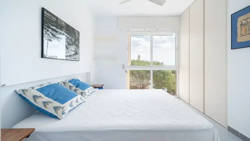 Excellent duplex penthouse distributed over 2 floors with 4 bedrooms and 3 bathrooms — photo 4