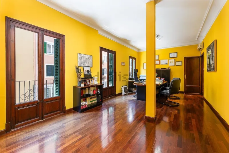 Flat / apartment for sale in Calle de Berenguer de Tornamira — photo 8