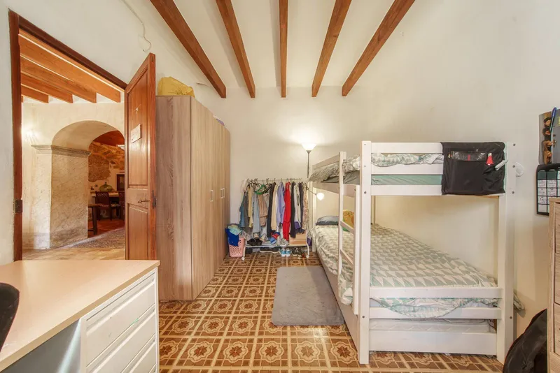Cozy 204 m2 house with garden in Esporles — photo 5