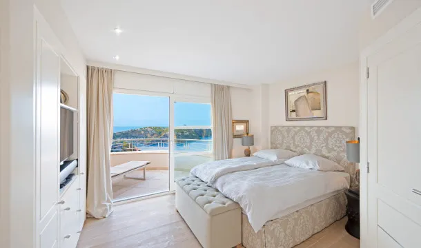 Exclusive Penthouse in a Renowned Community in Port d'Andratx — photo 12