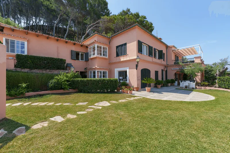 Villa by the sea in Cala Sant Vicenç - A paradise on the north coast of Mallorca — photo 3