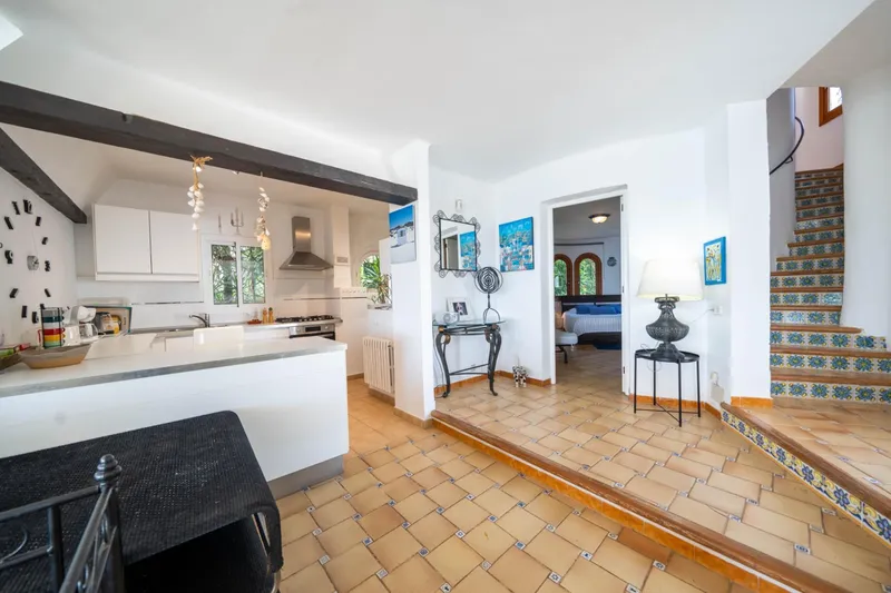 Villa on the front line in Cala Pi with infinite views of the Mediterranean – Absolute privacy 1 minute from the beach — photo 10