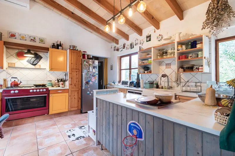 Charming Renovated Country Estate with Holiday Licence and a Separate Guest House in Costitx — photo 9