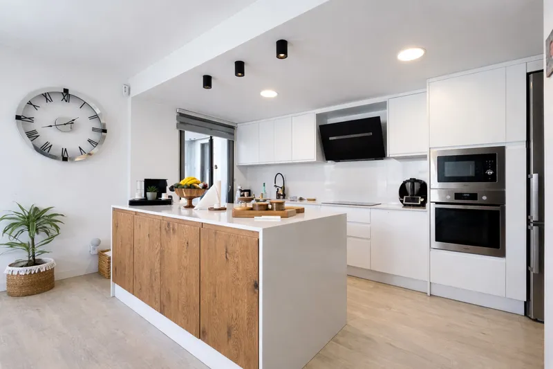 Beautiful apartment with large terrace in a well-maintained residential complex in Palmanova — photo 8