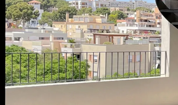 Penthouse apartment with large terrace and pool and views to the Bellver castle in Son Armadams — photo 4