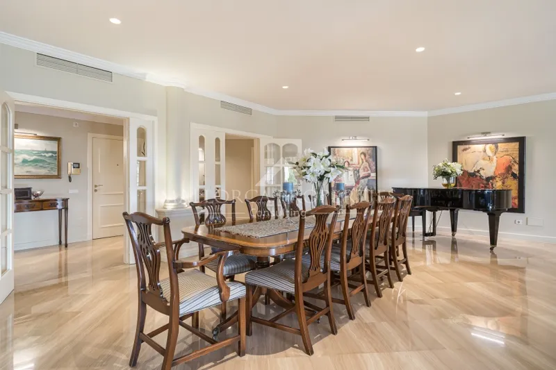 Impressive and Spacious Apartment in the Prestigious and Secure Community of Residencias Mardavall — photo 6