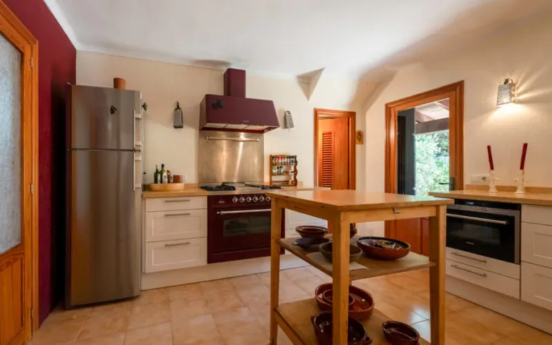 Family villa with large pool and home office potential near the coves of Cala Murada – PM07386 — photo 11