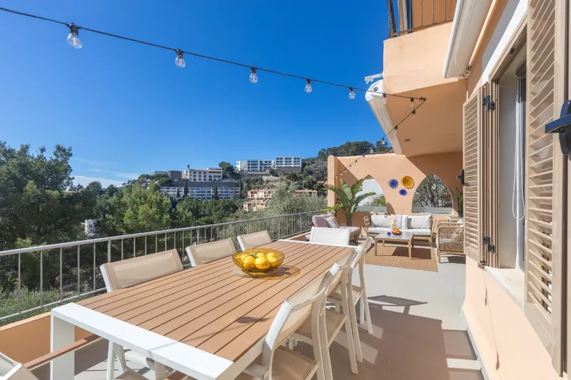 Very nice and comfortable apartment with great terrace — photo 4