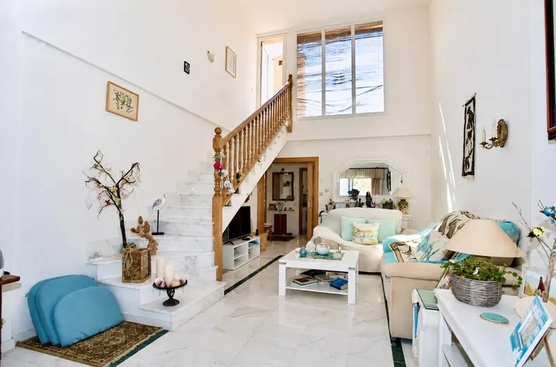 Duplex penthouse apartment with sweeping ocean views in Son Caliu / Palmanova — photo 2