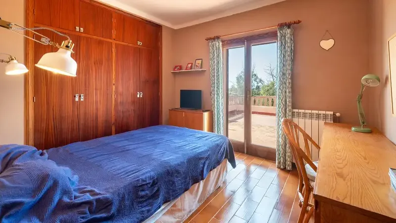 Discover this spectacular detached chalet in the sought-after area of Ses Salines, Mallorca — photo 8