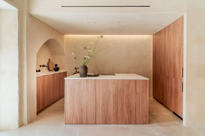 In Es Llombards, a renovated town house with an exquisite style, ready to move into — photo 9