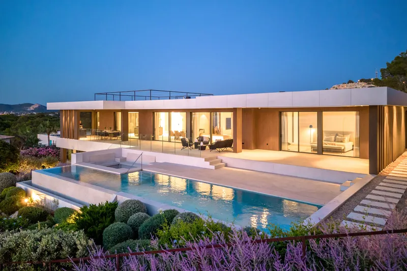 First occupancy! Stunning new build villa for sale in Santa Ponsa with sensational sea views — photo 1