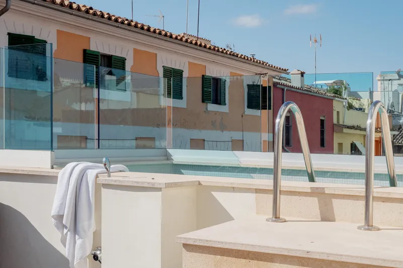 Exclusive townhouse with pool in the heart of Palma Old Town — photo 3