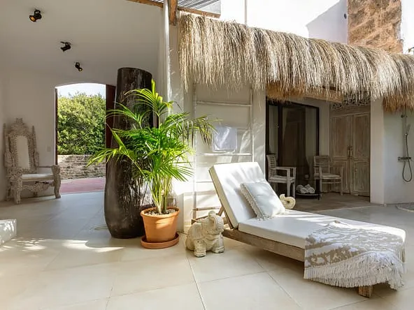 Renovated townhouse with courtyard & guest annex – Alcúdia Old Town — photo 1
