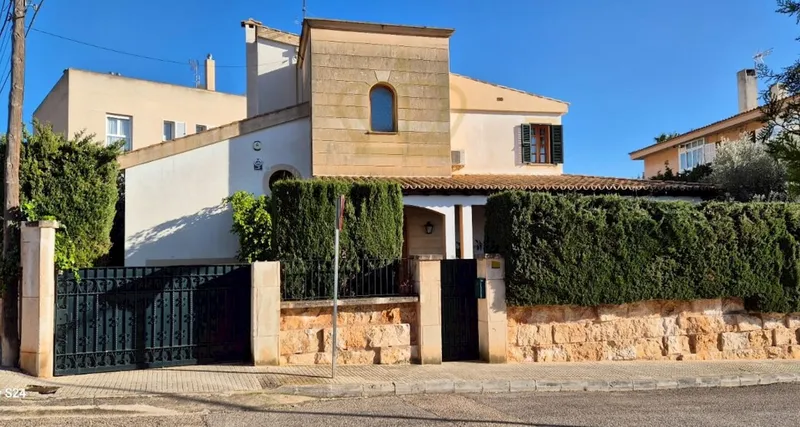 Investment in Palma Bonanova - Villa zur Sanierung oder zum Neubau als Mehrfamilienhaus — photo 1