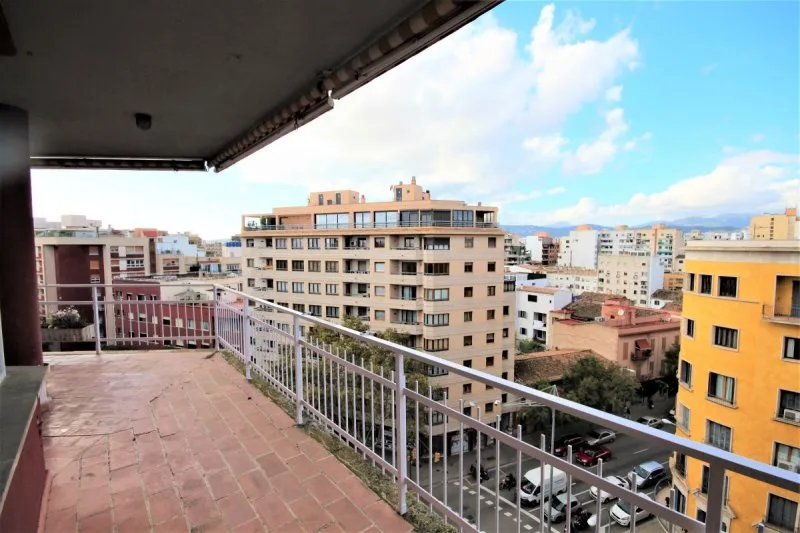 21089V - Luminoso Piso en zona céntrica de Palma — photo 1