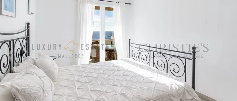 Apartment in Santa Ponsa in first sea line and private sea access — photo 8