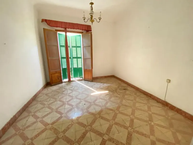 Unique opportunity! Large house with multiple possibilities in the center of Sa Pobla — photo 11
