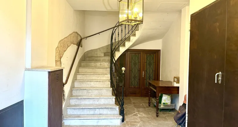 Large apartment as renovation project directly in Palma old town — photo 8
