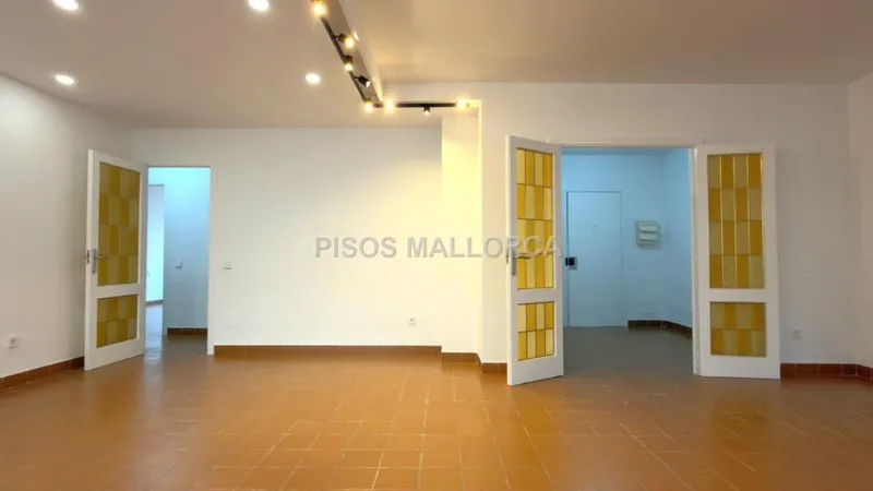 Spacious and bright apartment in Bons Aires — photo 4