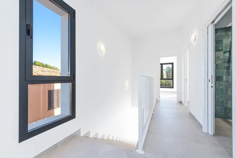 Son Serra de Marina modern style house for sale with roof terrace and easily maintained gardens — photo 5