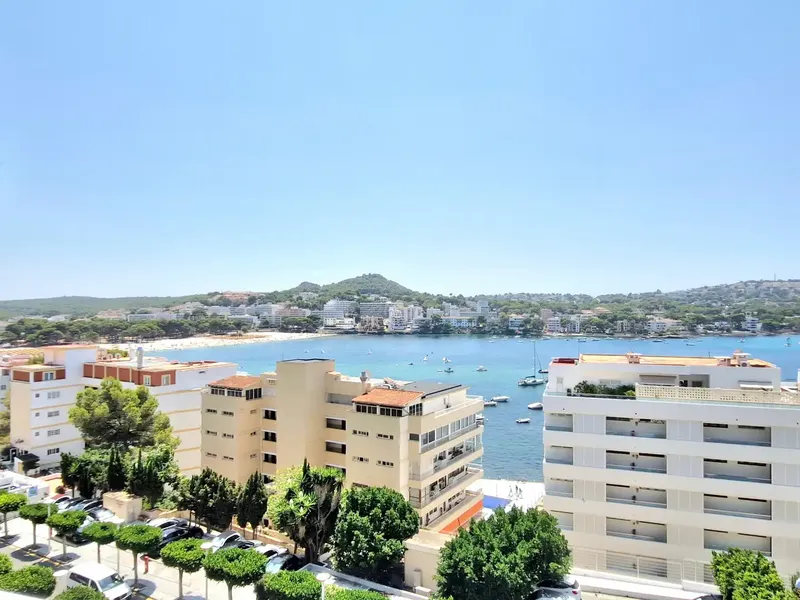 Charming apartment with dreamlike sea views in Santa Ponsa — photo 2