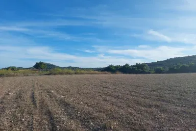 Plot for sale with cottage in Son Servera — photo 1