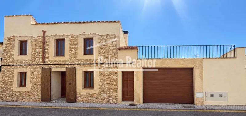 Mallorcan house with private pool and patio — photo 1