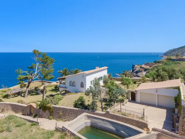 Incredible seafront finca with boathouse for sale in Banyalbufar, Mallorca — photo 5