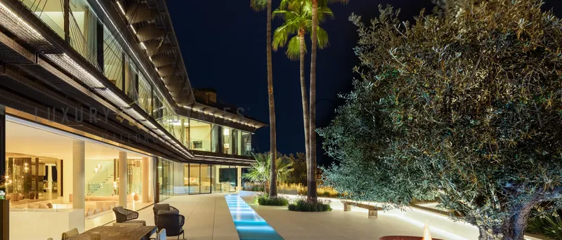 Unique modern villa in Son Vida — photo 3